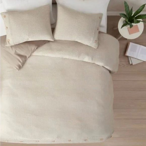 Cotton and Rayon from Bamboo Blend Waffle Weave Duvet Cover Set by Clean Spaces - Picture 2 of 4